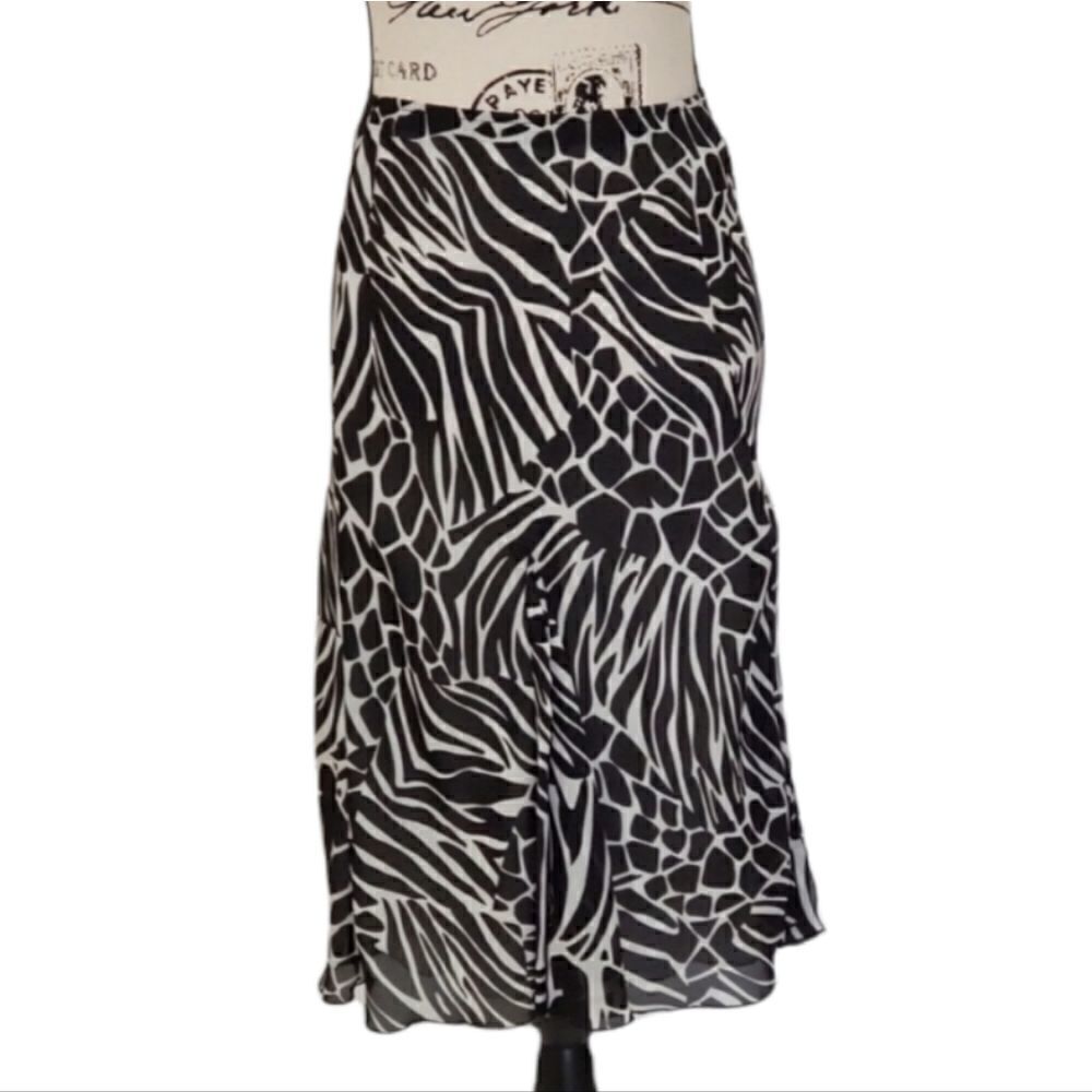 Beautiful animal print flared skirt - Picture 1 of 4